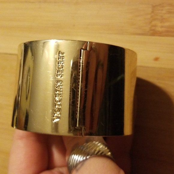 Victoria Secret Cuff Bracelet - Picture 2 of 3